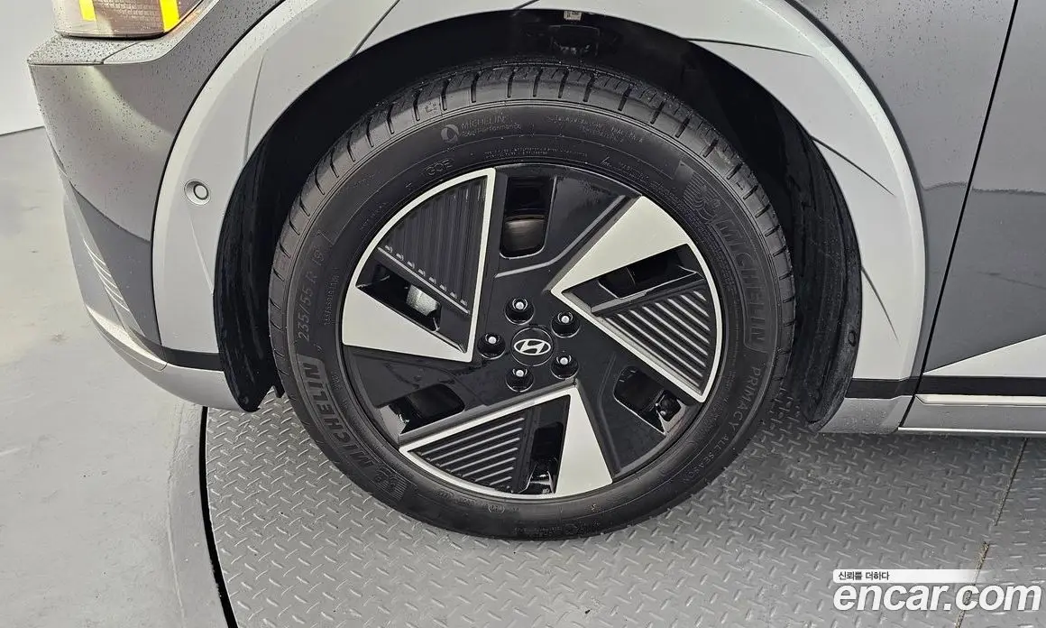 Hyundai Ioniq 5 2024 0.1 автомат (гидро), фото 5