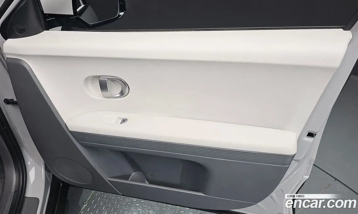 Hyundai Ioniq 5 2024 0.1 автомат (гидро), фото 13