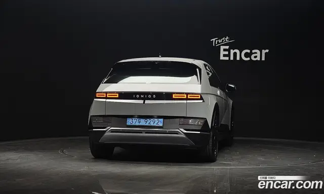 Hyundai Ioniq 5 2024 0.1 автомат (гидро), миниатюра 3