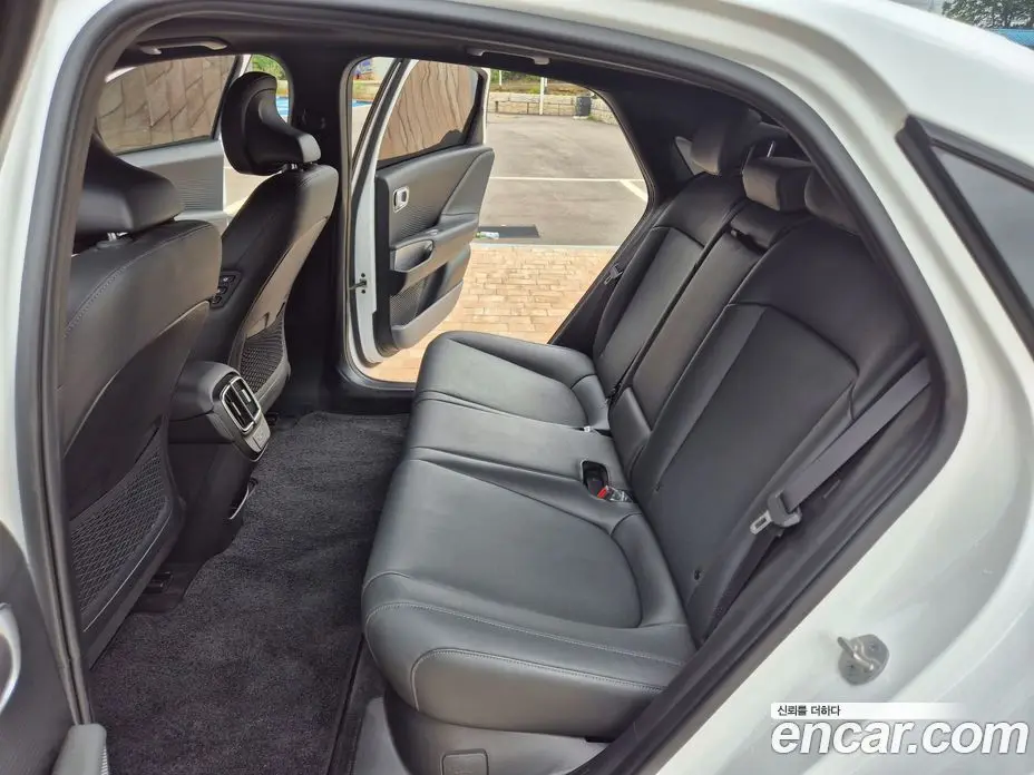 Hyundai Ioniq 6 2024 0.1 автомат (гидро), фото 15