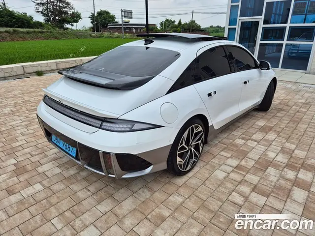 Hyundai Ioniq 6 2024 0.1 автомат (гидро), миниатюра 4