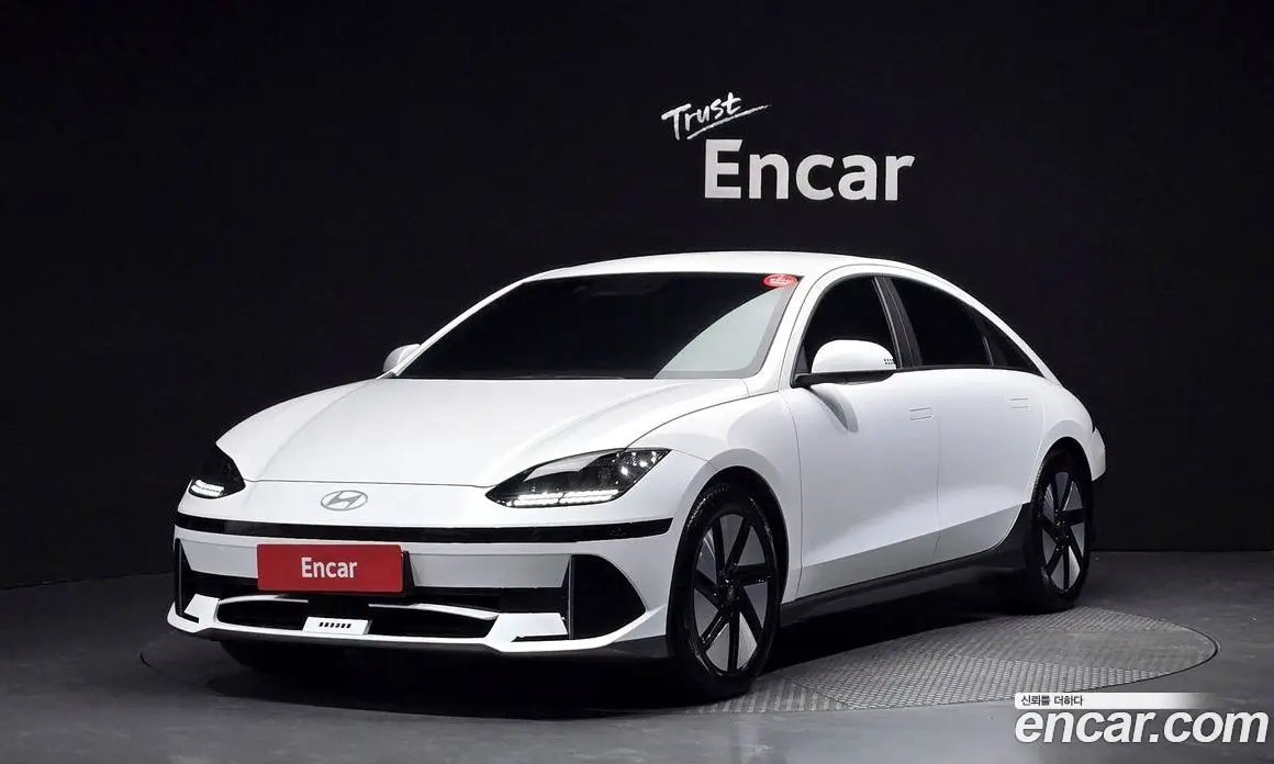 Hyundai Ioniq 6 2025 0.1 автомат (гидро), фото 1