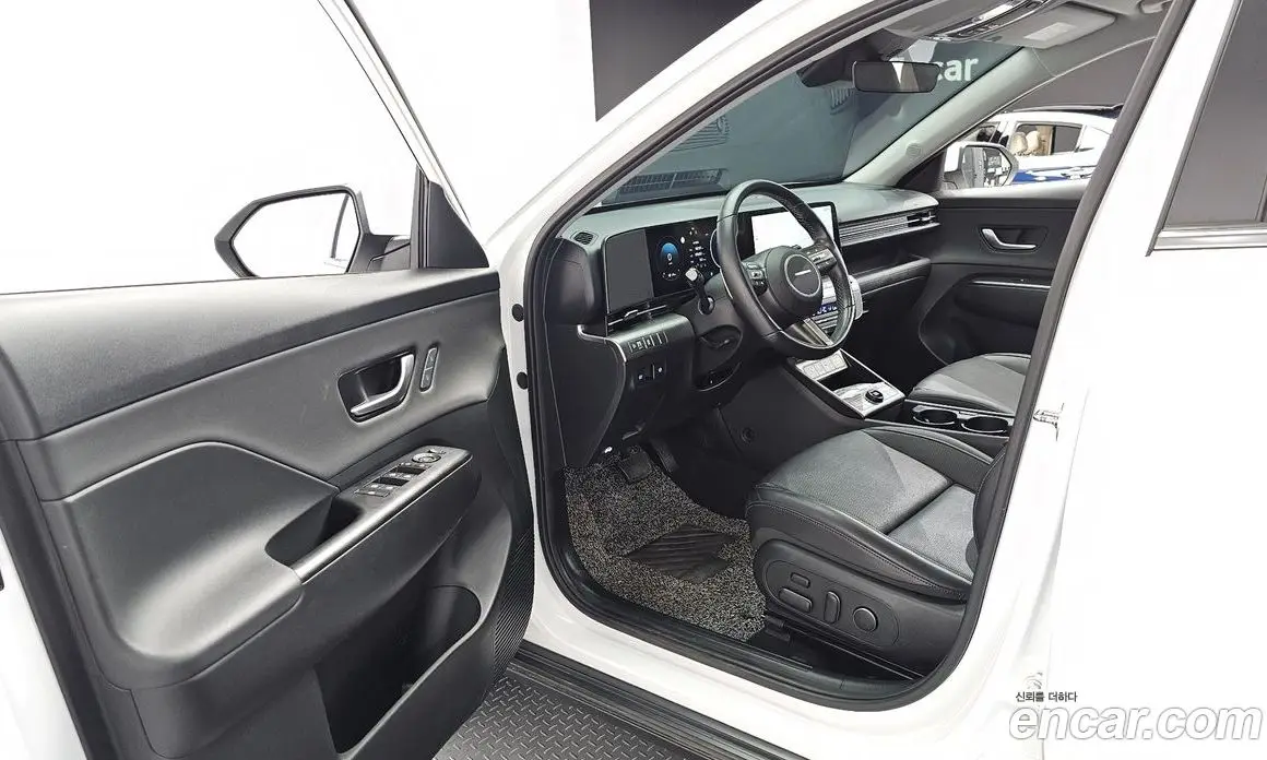 Hyundai Kona 2023 1.6 автомат (гидро), фото 10