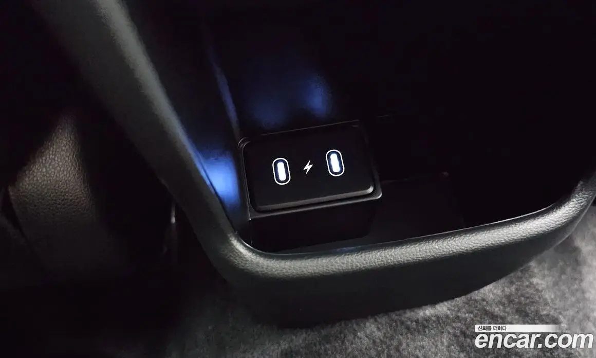 Hyundai Kona 2024 1.6 автомат (гидро), фото 31