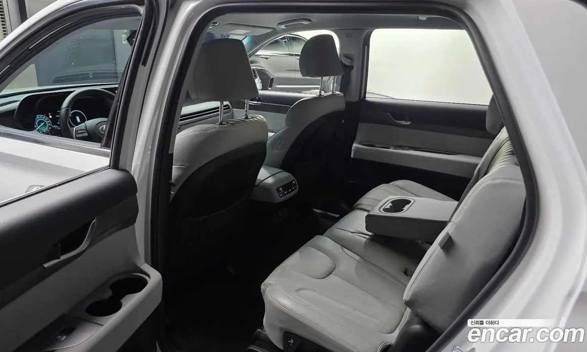 Hyundai Palisade 2024 2.2 автомат (гидро), фото 16