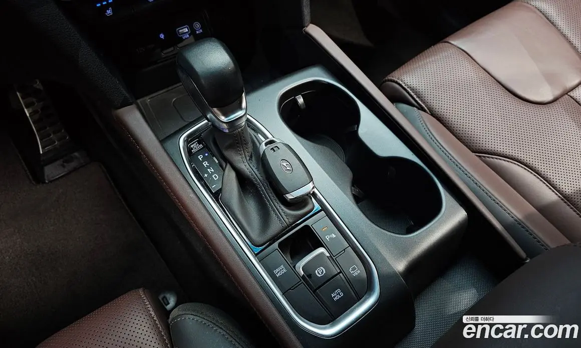 Hyundai Santa Fe 2019 2.0 автомат (гидро), фото 9
