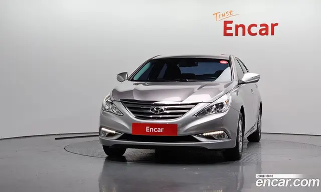 Hyundai Sonata 2012 2.0 автомат (гидро), миниатюра 3