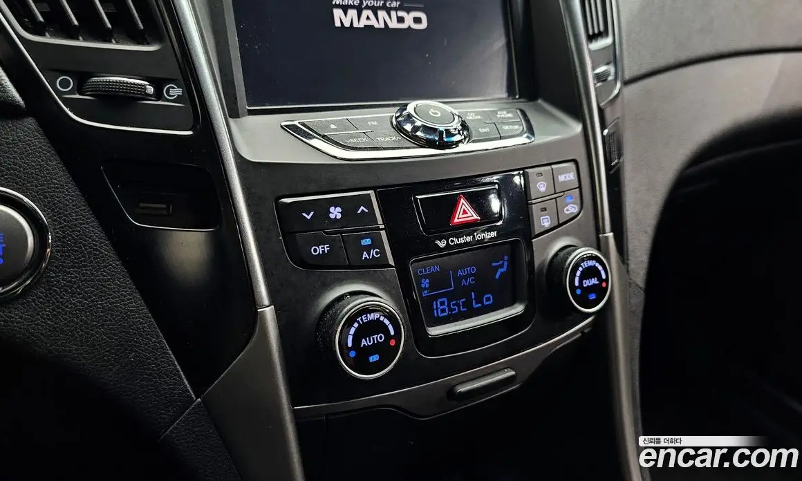 Hyundai Sonata 2012 2.0 автомат (гидро), фото 29