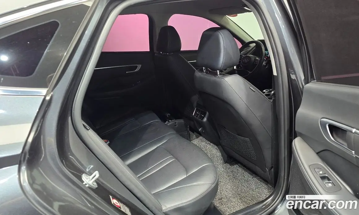 Hyundai Sonata 2022 2.0 автомат (гидро), фото 17