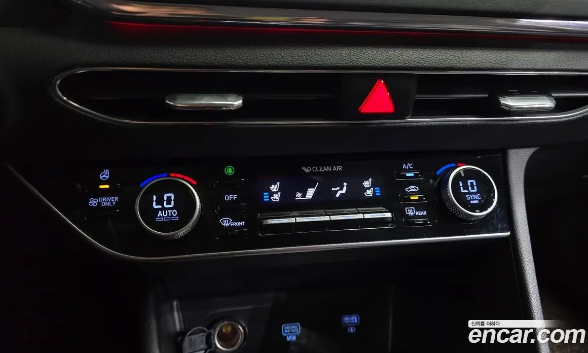 Hyundai Sonata 2022 2.0 автомат (гидро), фото 32
