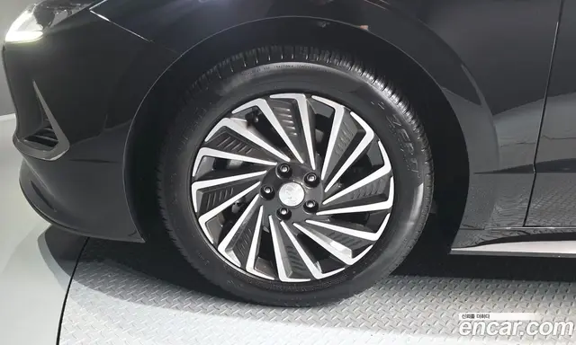 Hyundai Sonata 2023 2.0 автомат (гидро), миниатюра 5