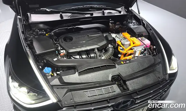 Hyundai Sonata 2023 2.0 автомат (гидро), миниатюра 6