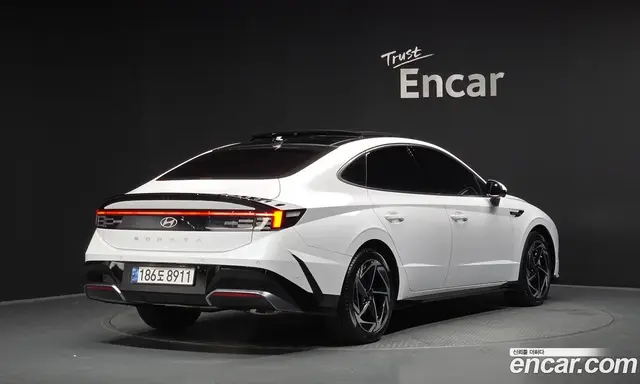Hyundai Sonata 2024 2.0 автомат (гидро), миниатюра 2