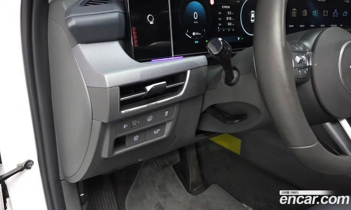Hyundai Sonata 2024 2.0 автомат (гидро), фото 19