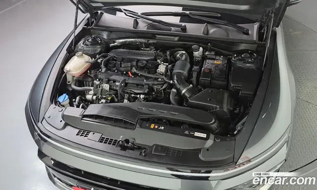 Hyundai Sonata 2024 1.6 автомат (гидро), миниатюра 6