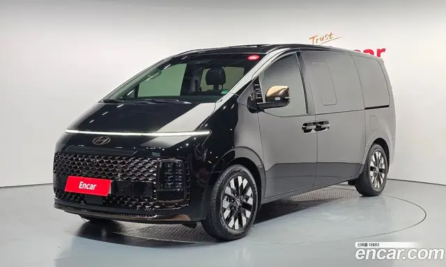 Hyundai Staria, 2024, 11 295 км