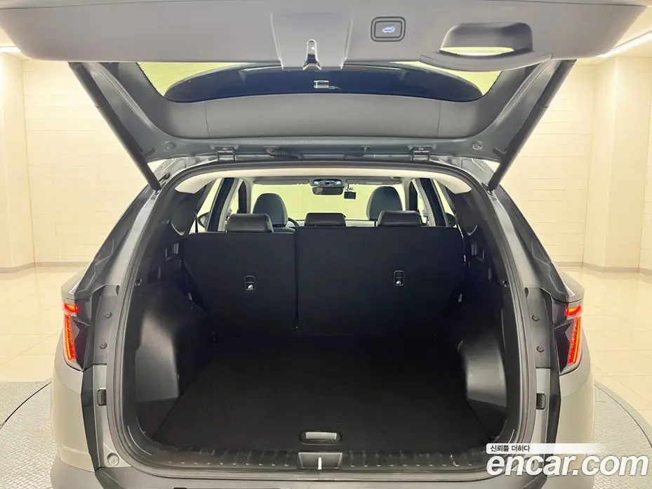 Hyundai Tucson 2022 1.6 автомат (гидро), фото 17