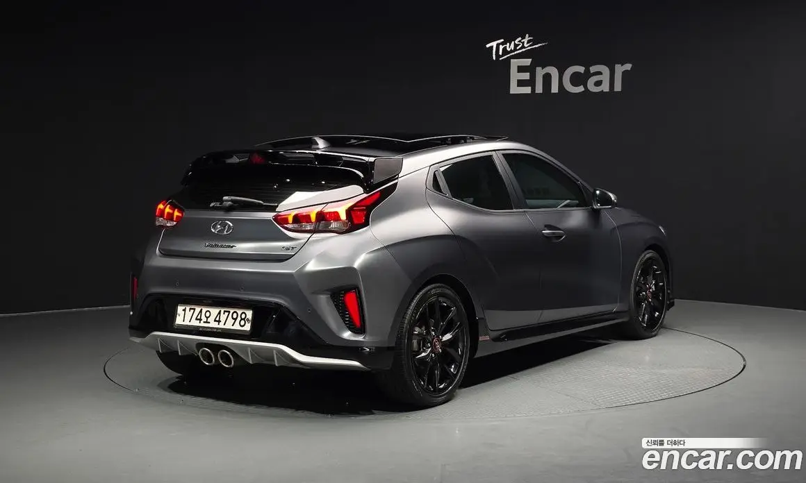 Hyundai Veloster 2019 1.6 автомат (гидро), фото 2