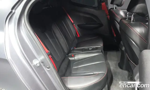 Hyundai Veloster 2019 1.6 автомат (гидро), миниатюра 12