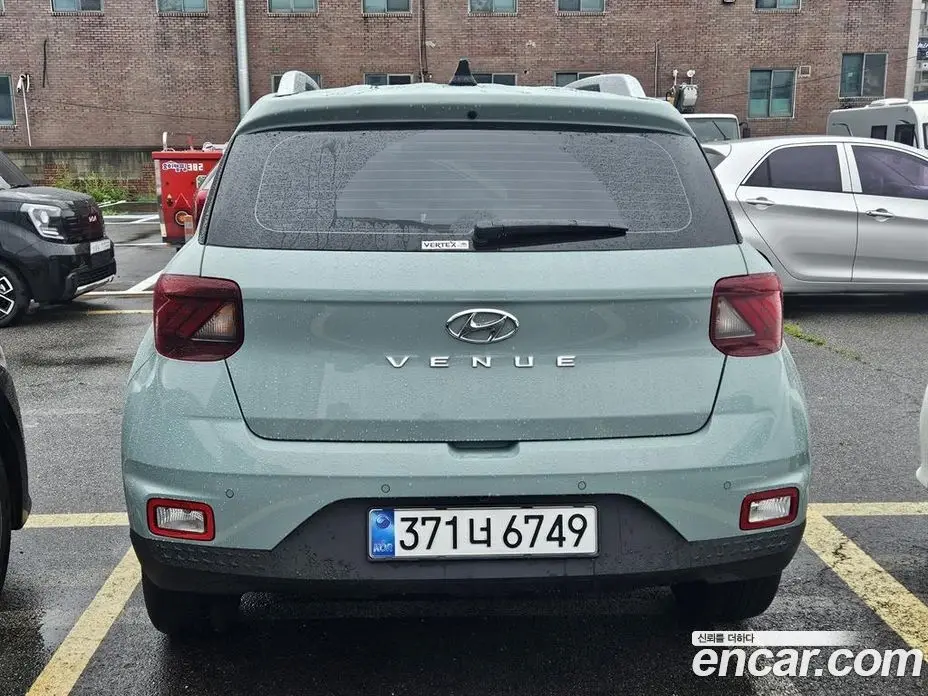 Hyundai Venue 2025 1.6 автомат (гидро), фото 4