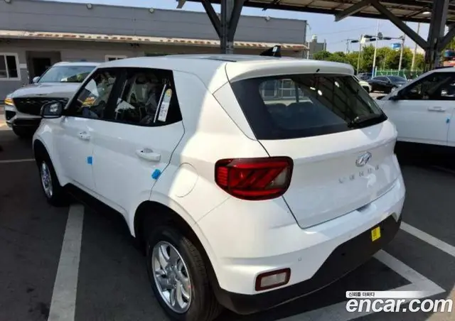 Hyundai Venue 2026 1.6 автомат (гидро), миниатюра 9