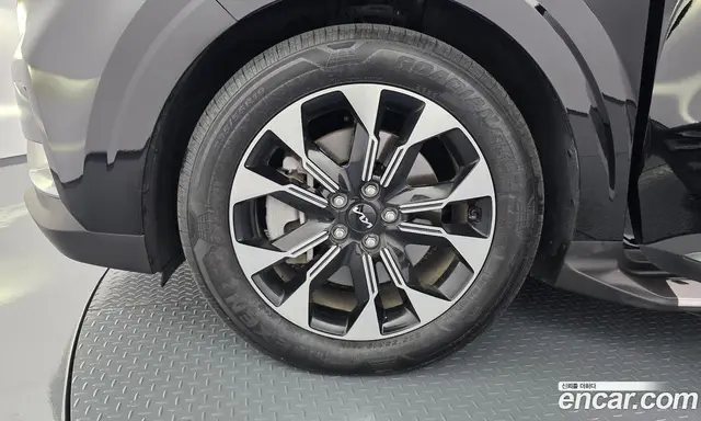 Kia Carnival 2023 3.5 автомат (гидро), миниатюра 5