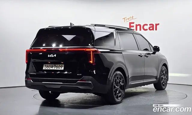 Kia Carnival, 2024, 24 218 км