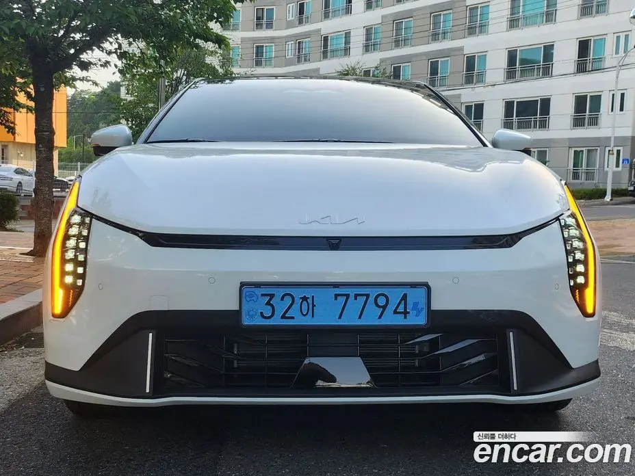 Kia EV4 2026 автомат (гидро), фото 1