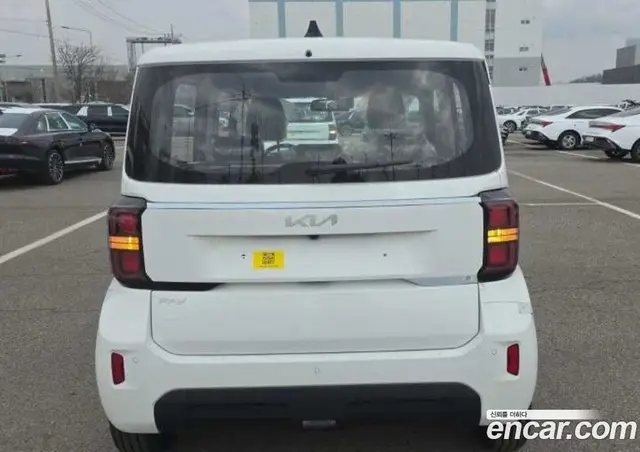 Kia Ray 2026 1.0 автомат (гидро), миниатюра 3