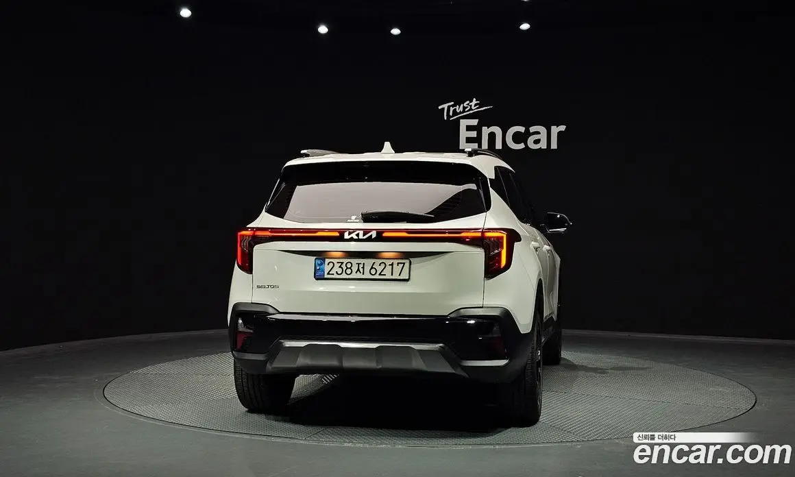 Kia Seltos 2023 1.6 автомат (гидро), фото 4
