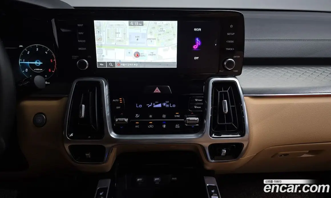 Kia Sorento 2022 2.2 автомат (гидро), фото 19