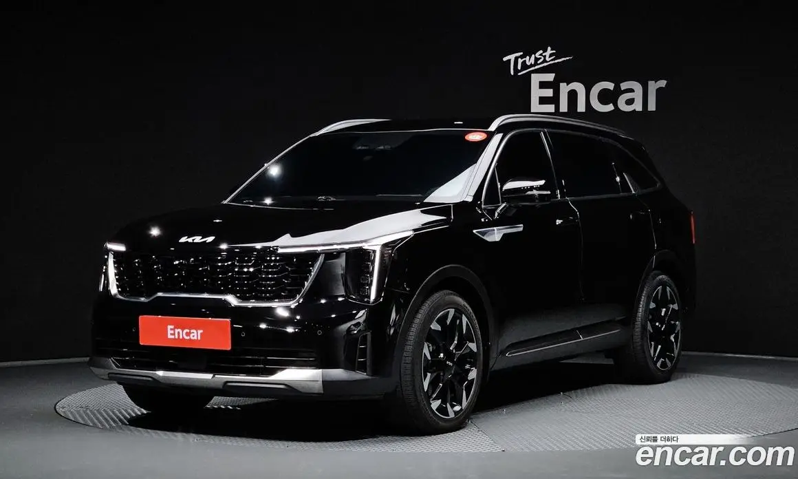 Kia Sorento 2023 2.5 автомат (гидро), фото 1