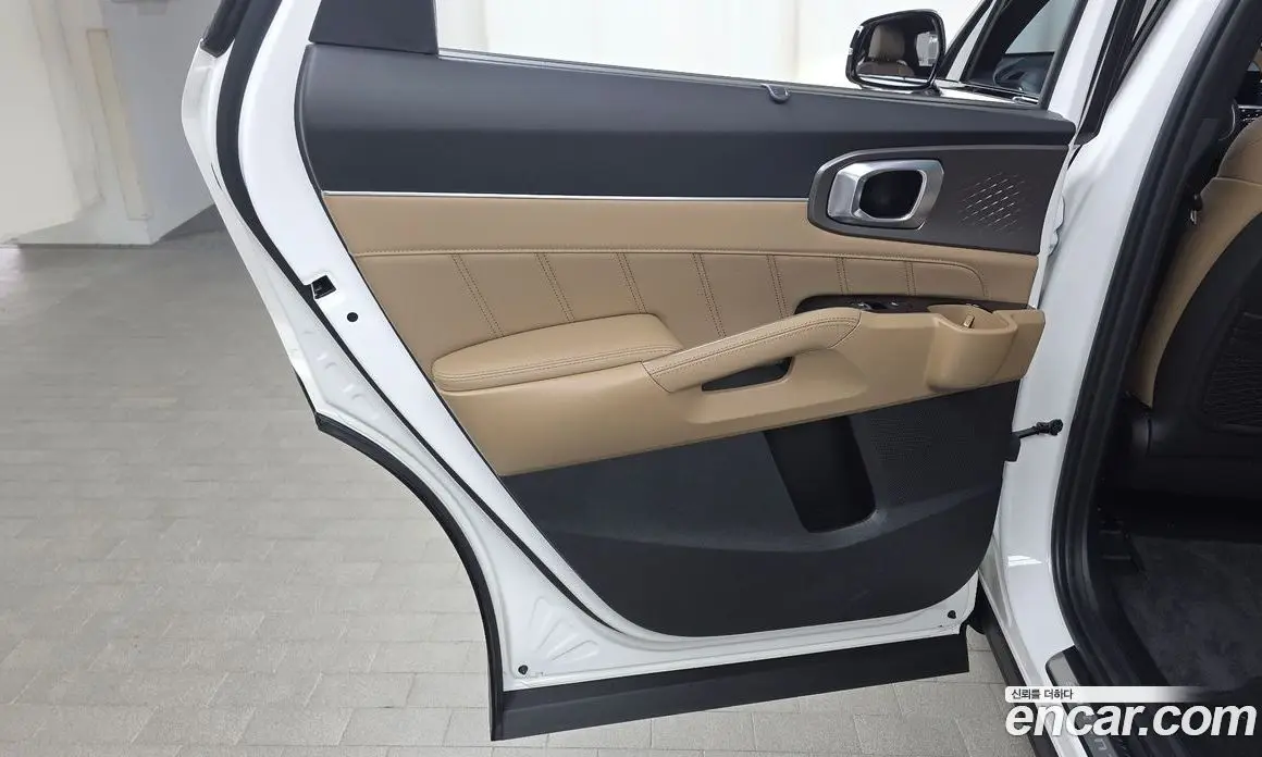 Kia Sorento 2024 1.6 автомат (гидро), фото 15