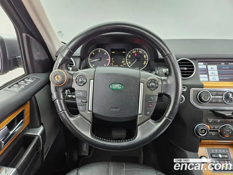 Land Rover Discovery 2011 3.0 автомат (гидро), фото 13