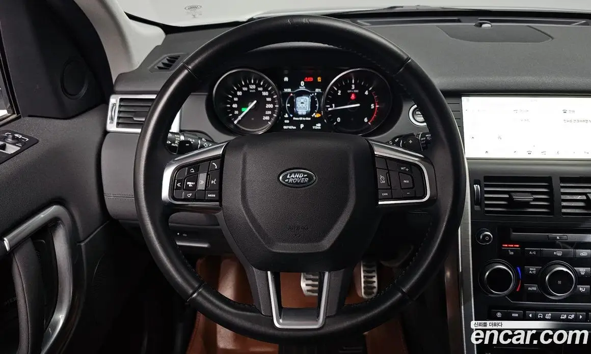 Land Rover Discovery Sport 2017 2.0 автомат (гидро), фото 18