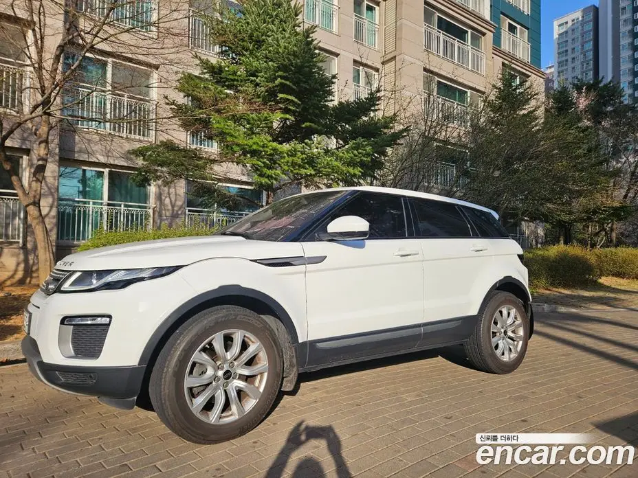 Land Rover Range Rover Evoque 2016 2.0 автомат (гидро), фото 15