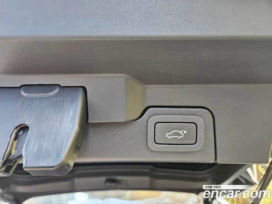 Land Rover Range Rover Evoque 2016 2.0 автомат (гидро), фото 16