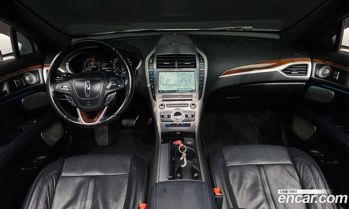 Lincoln MKZ 2017 2.0 автомат (гидро), фото 9 Lincoln MKZ 2017 2.0 автомат (гидро), фото 9