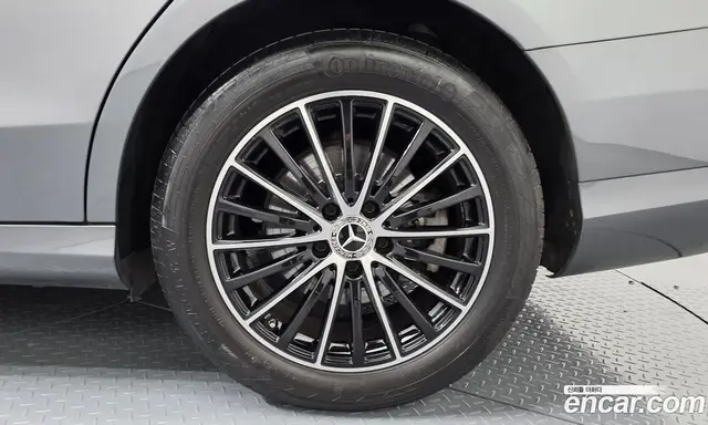 Mercedes-Benz C-Class 2018 1.6 автомат (гидро), миниатюра 6