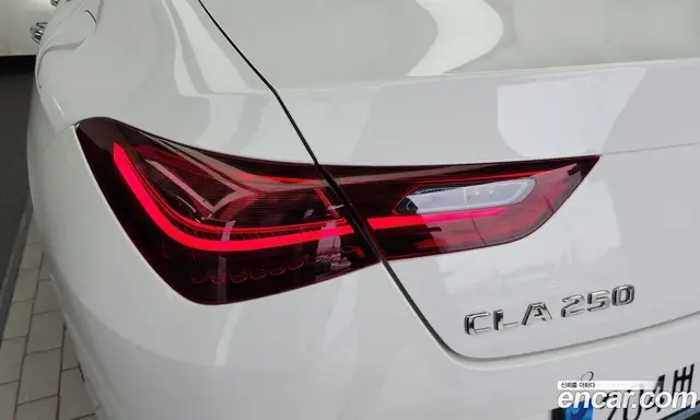 Mercedes-Benz CLA-Class 2024 2.0 автомат (гидро), миниатюра 9
