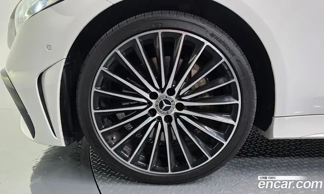 Mercedes-Benz CLS-Class 2022 3.0 автомат (гидро), миниатюра 5