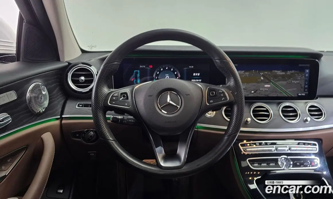 Mercedes-Benz E-Class 2016 2.0 автомат (гидро), фото 13