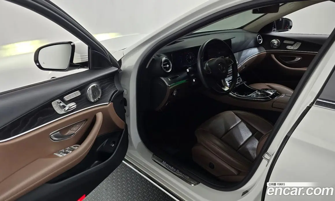 Mercedes-Benz E-Class 2016 2.0 автомат (гидро), фото 10