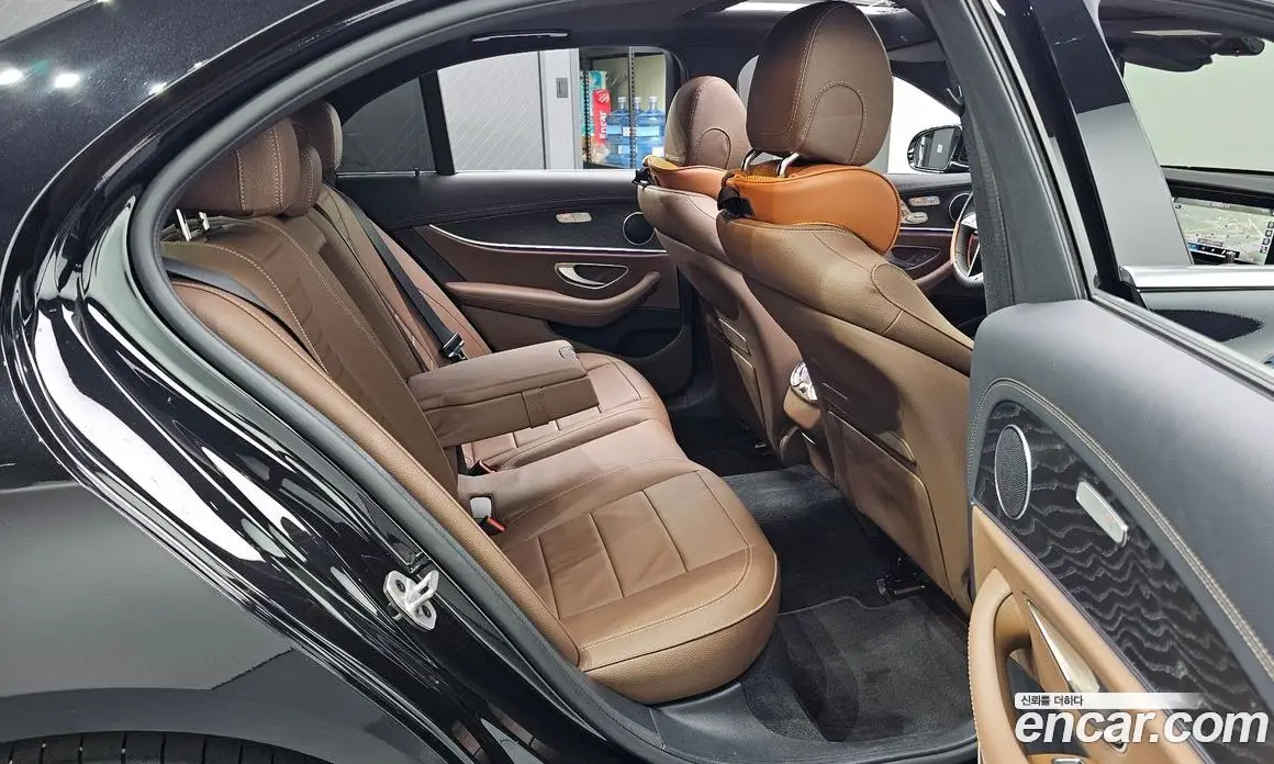 Mercedes-Benz E-Class 2023 2.0 автомат (гидро), фото 17