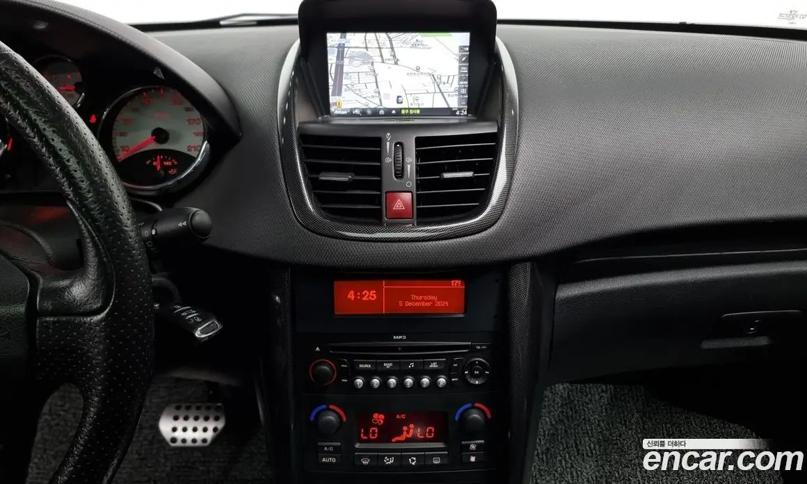 Peugeot 207 2007 1.6 автомат (гидро), фото 15