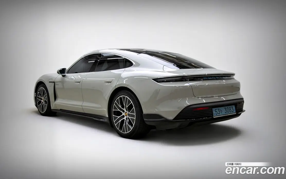 Porsche Taycan 2021 0.1 автомат (гидро), фото 6