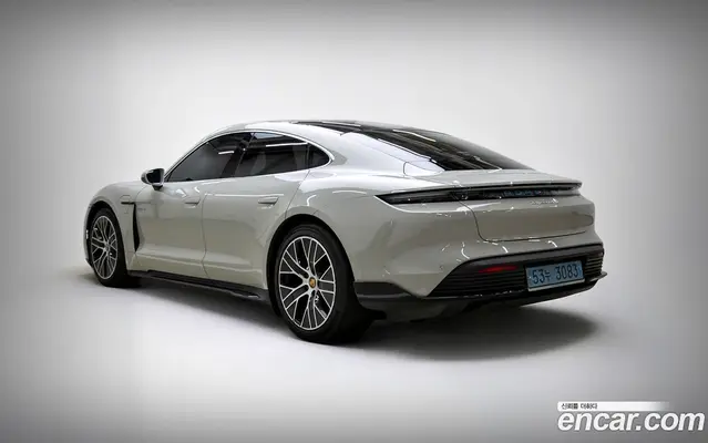 Porsche Taycan 2021 0.1 автомат (гидро), миниатюра 6