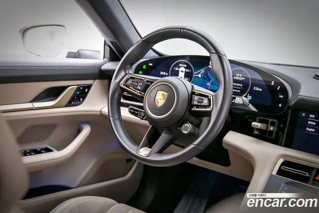 Porsche Taycan 2021 0.1 автомат (гидро), миниатюра 8