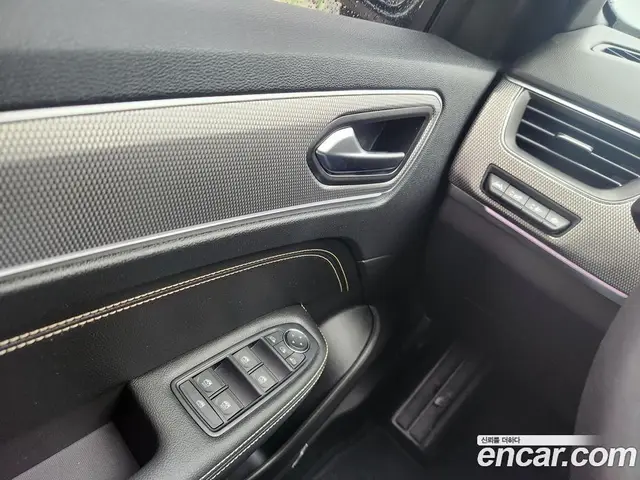 Renault (Samsung) Arkana 2024 1.6 автомат (гидро), миниатюра 5
