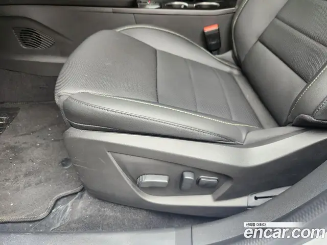 Renault (Samsung) Arkana 2024 1.6 автомат (гидро), миниатюра 6